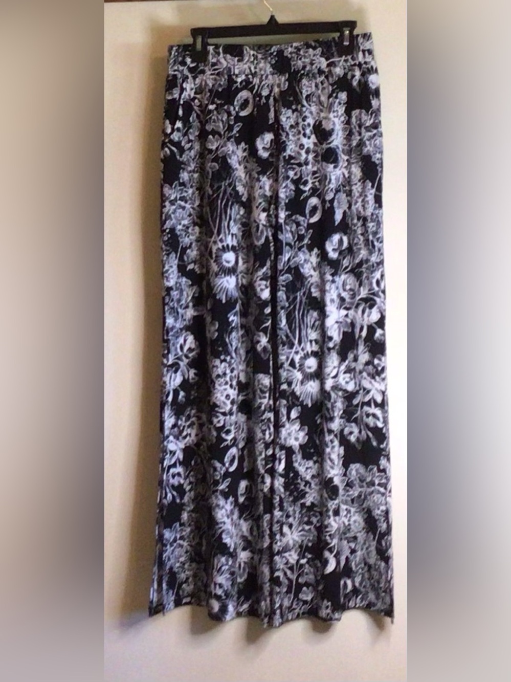 G.I.L.I Jetsetter Wide Leg Side Slit Pant Sz S